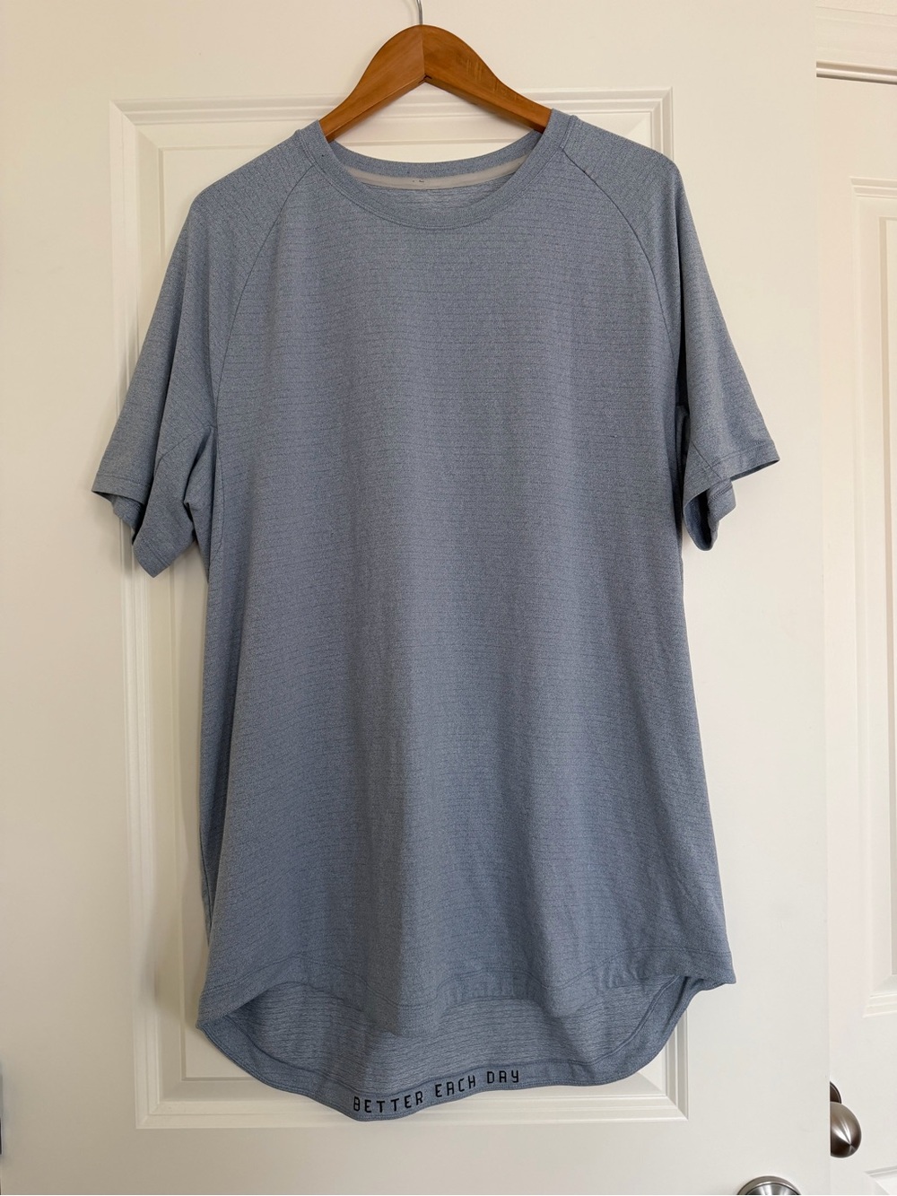 lululemon athletica Men's lululemon License to Train Short-Sleeve Shirt